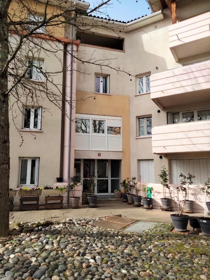 Grand T3 Avec Clim, Parking Et Terrasse Privative - Agen Apartment Exterior photo